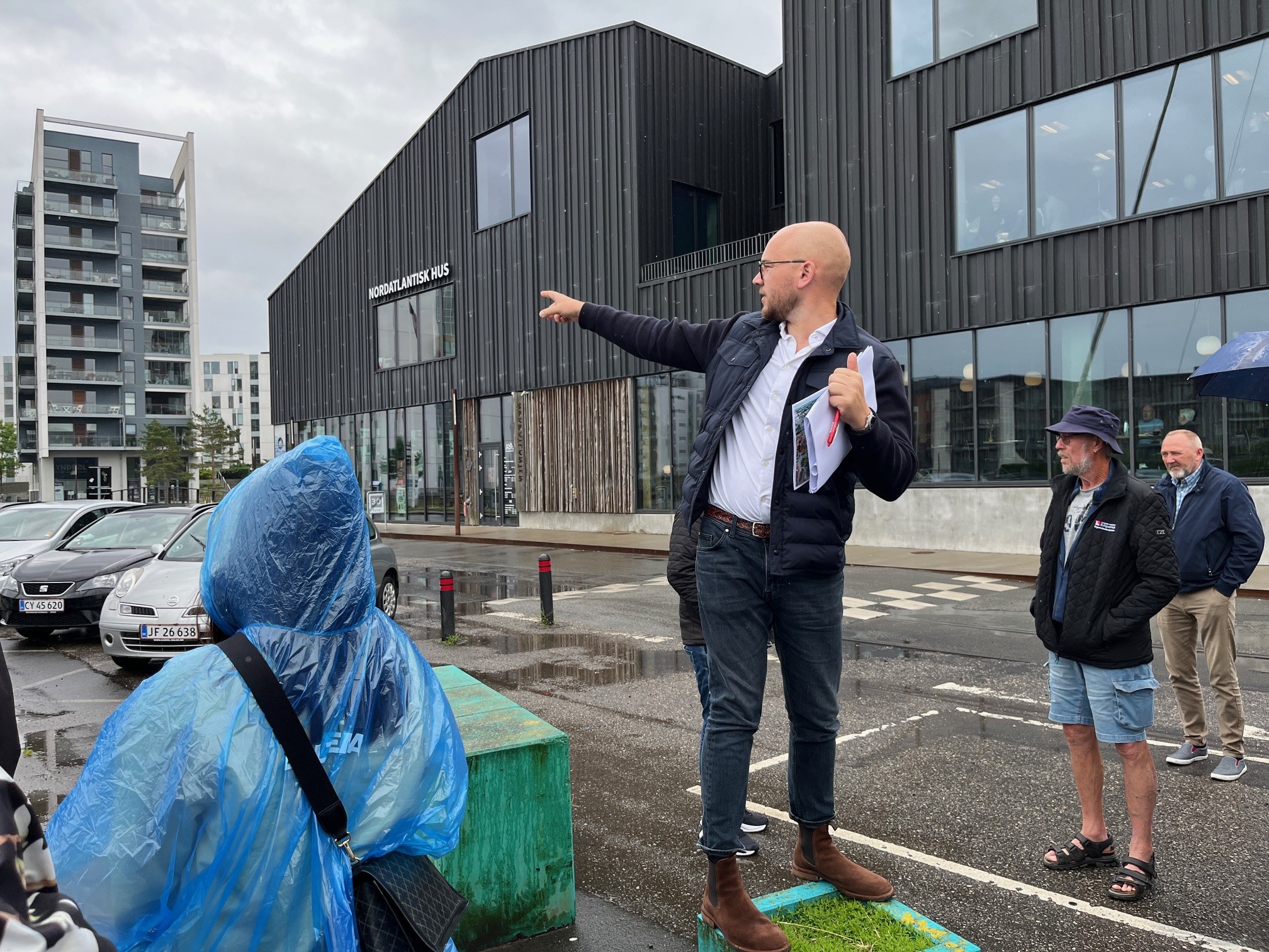 Guide fortæller om Odense havnefront
